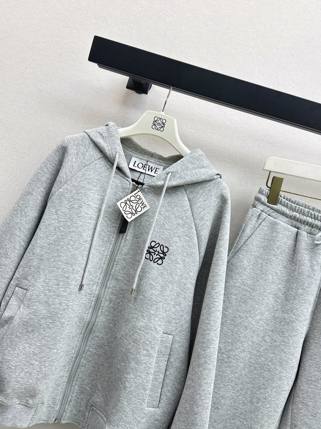 Loe 25fw tracksuit