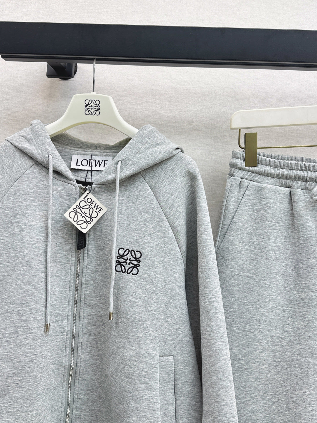 Loe 25fw tracksuit