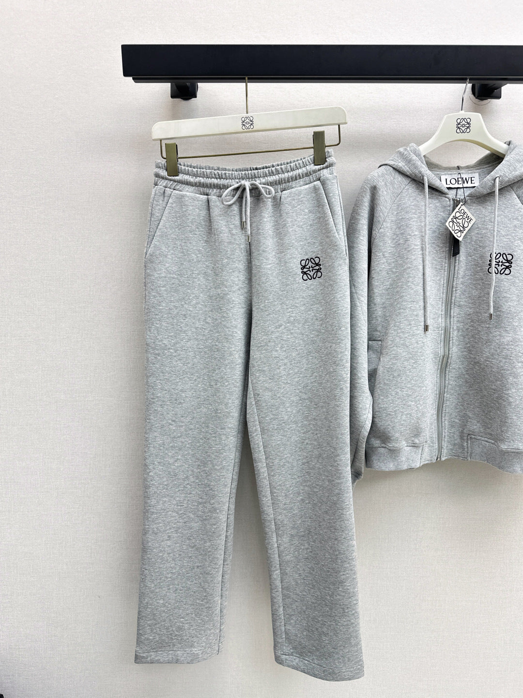 Loe 25fw tracksuit