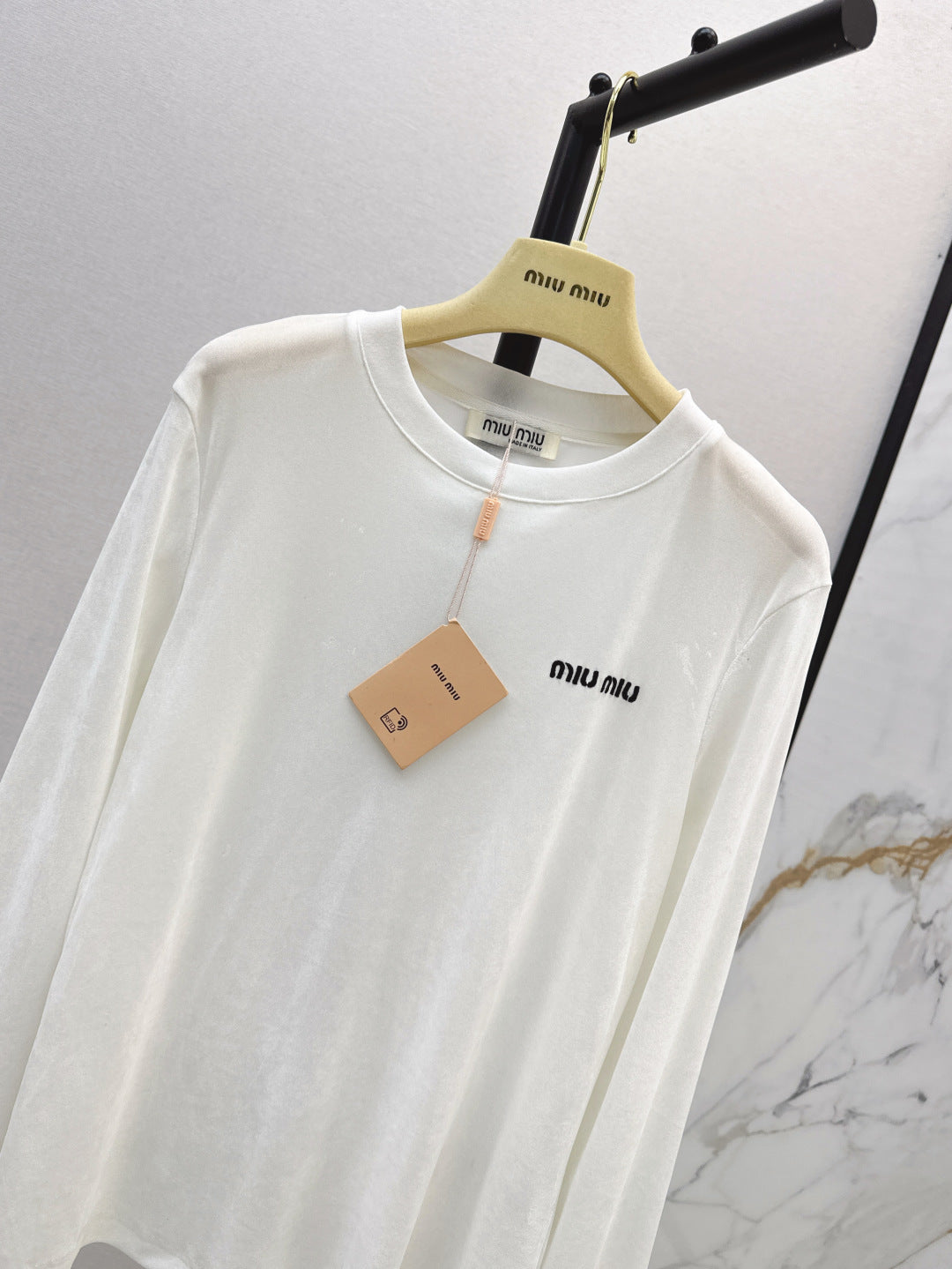 Miu 25fw velvet shirt