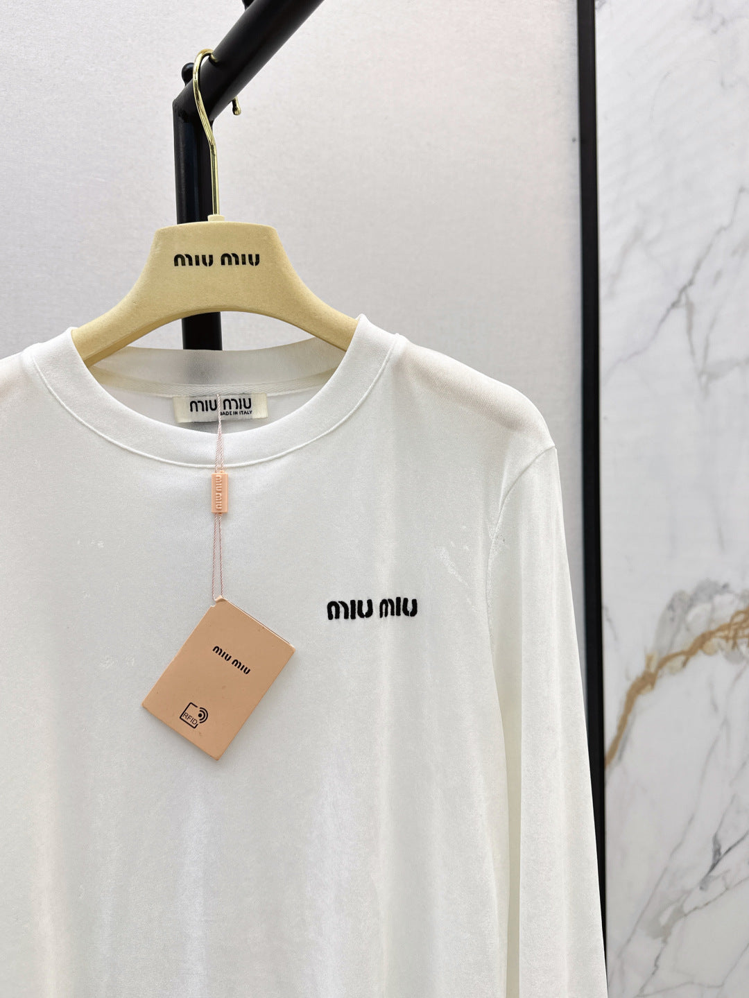 Miu 25fw velvet shirt