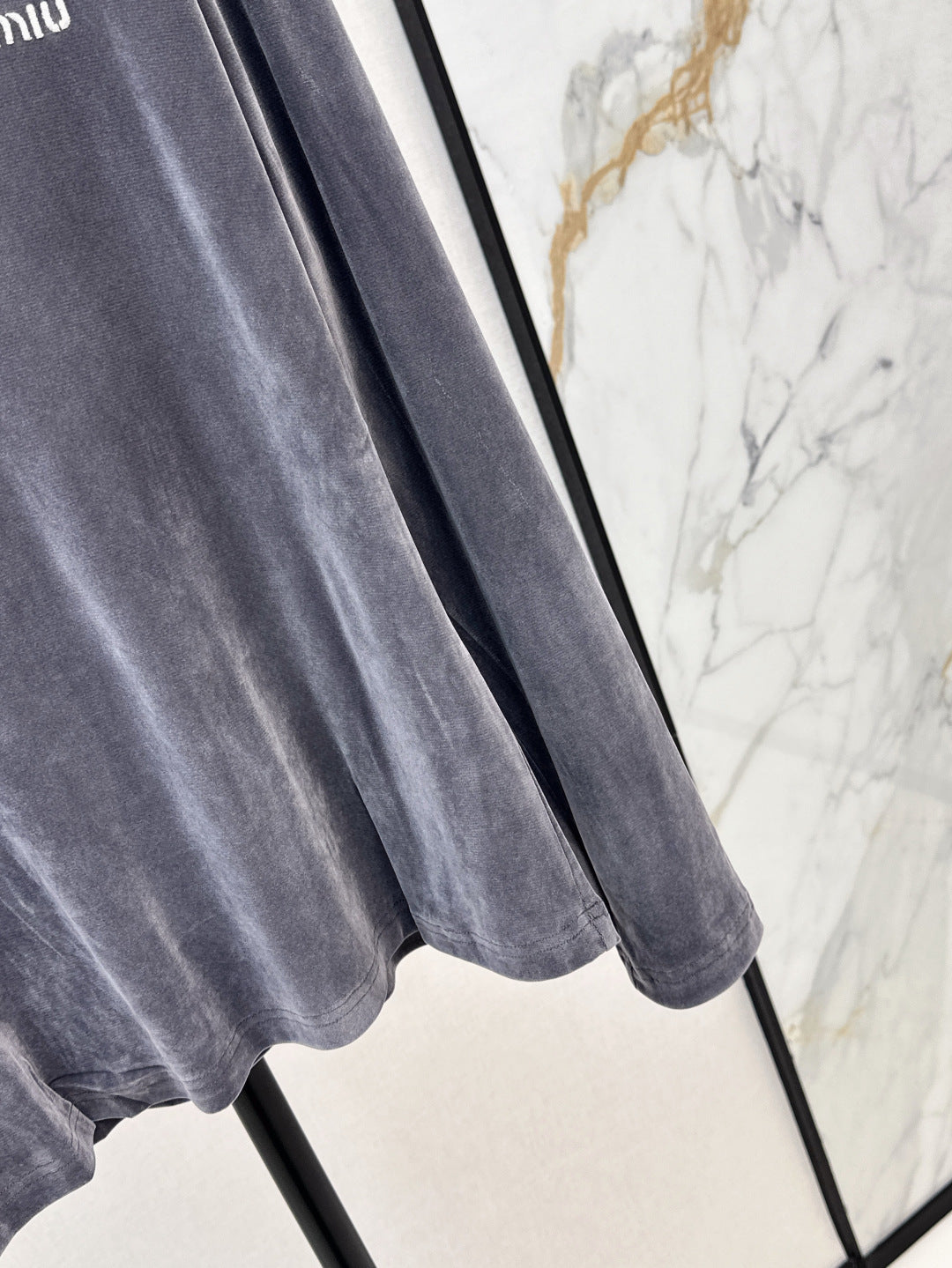 Miu 25fw velvet shirt
