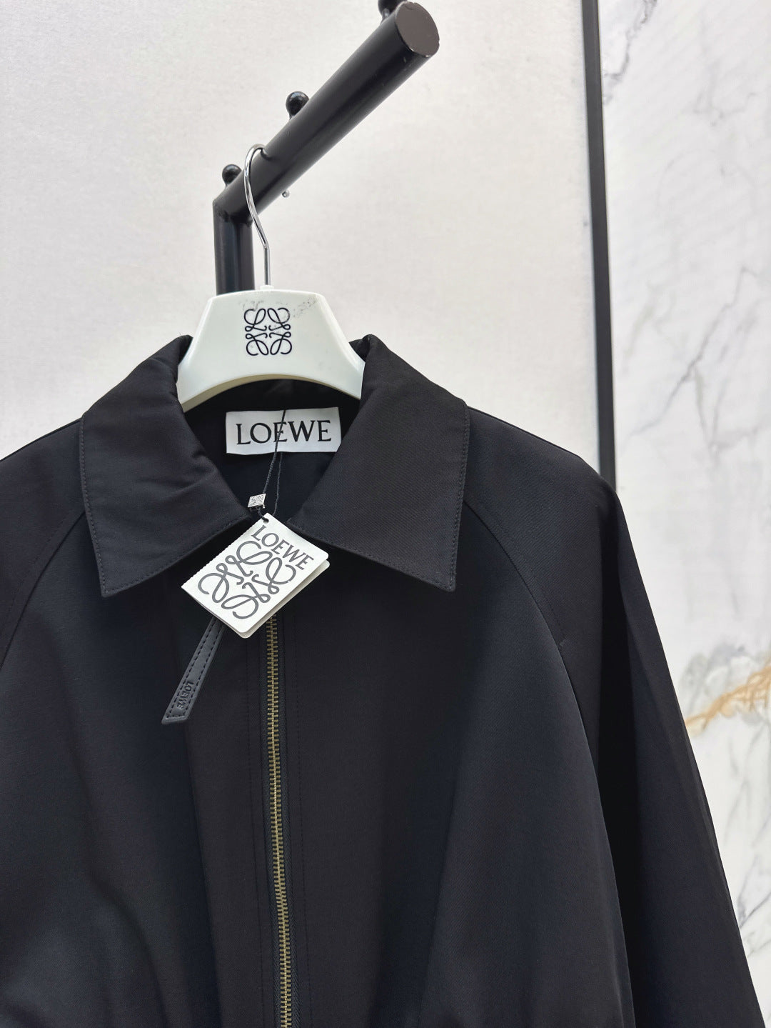 Loe 25fw drawstring jacket