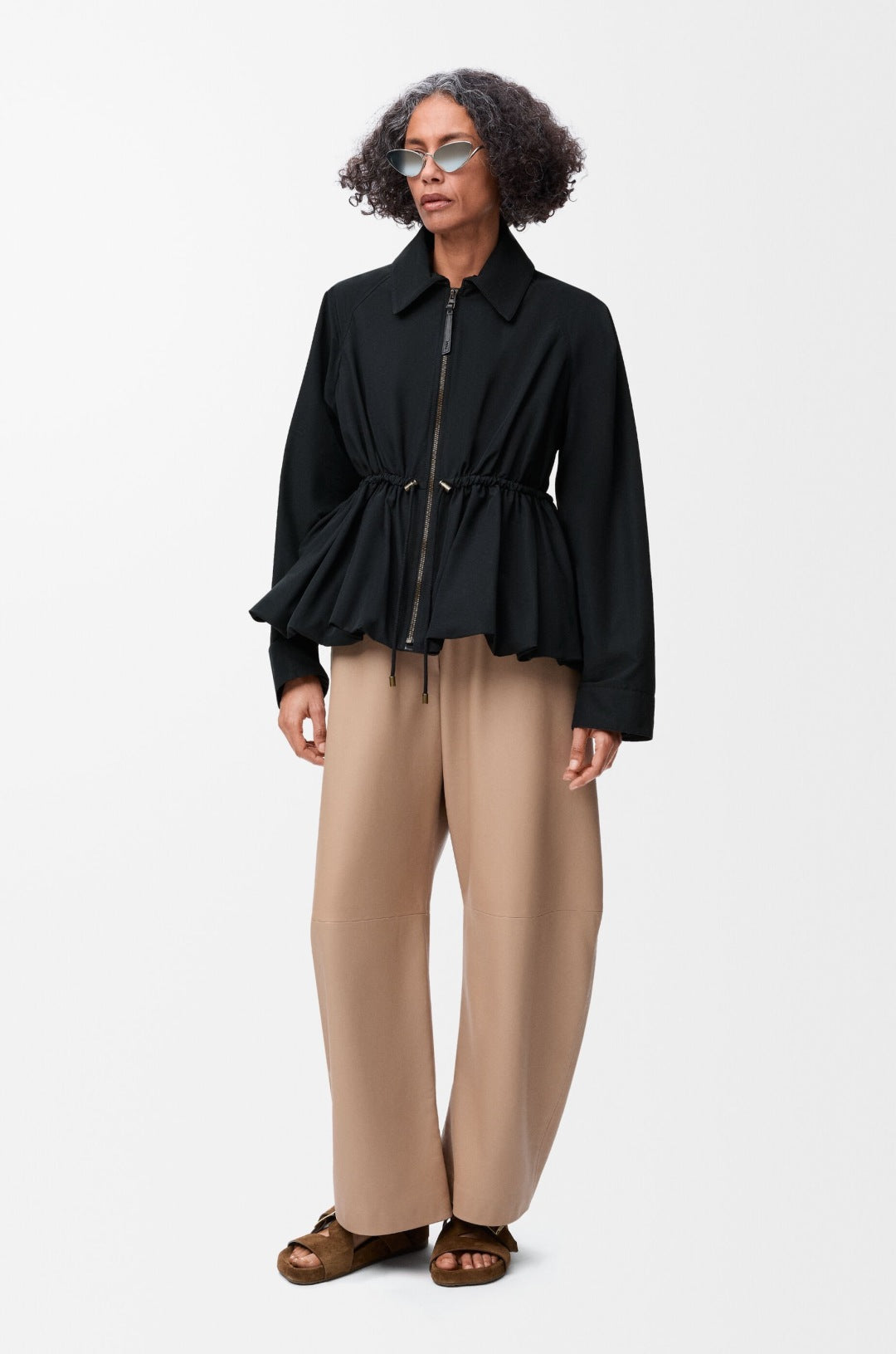 Loe 25fw drawstring jacket