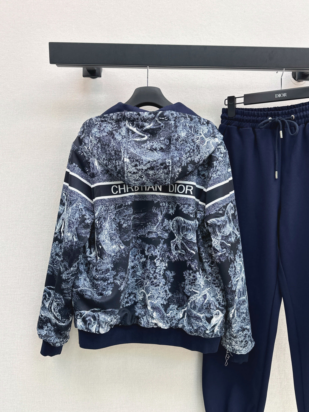 CD 25fw reversible tracksuit