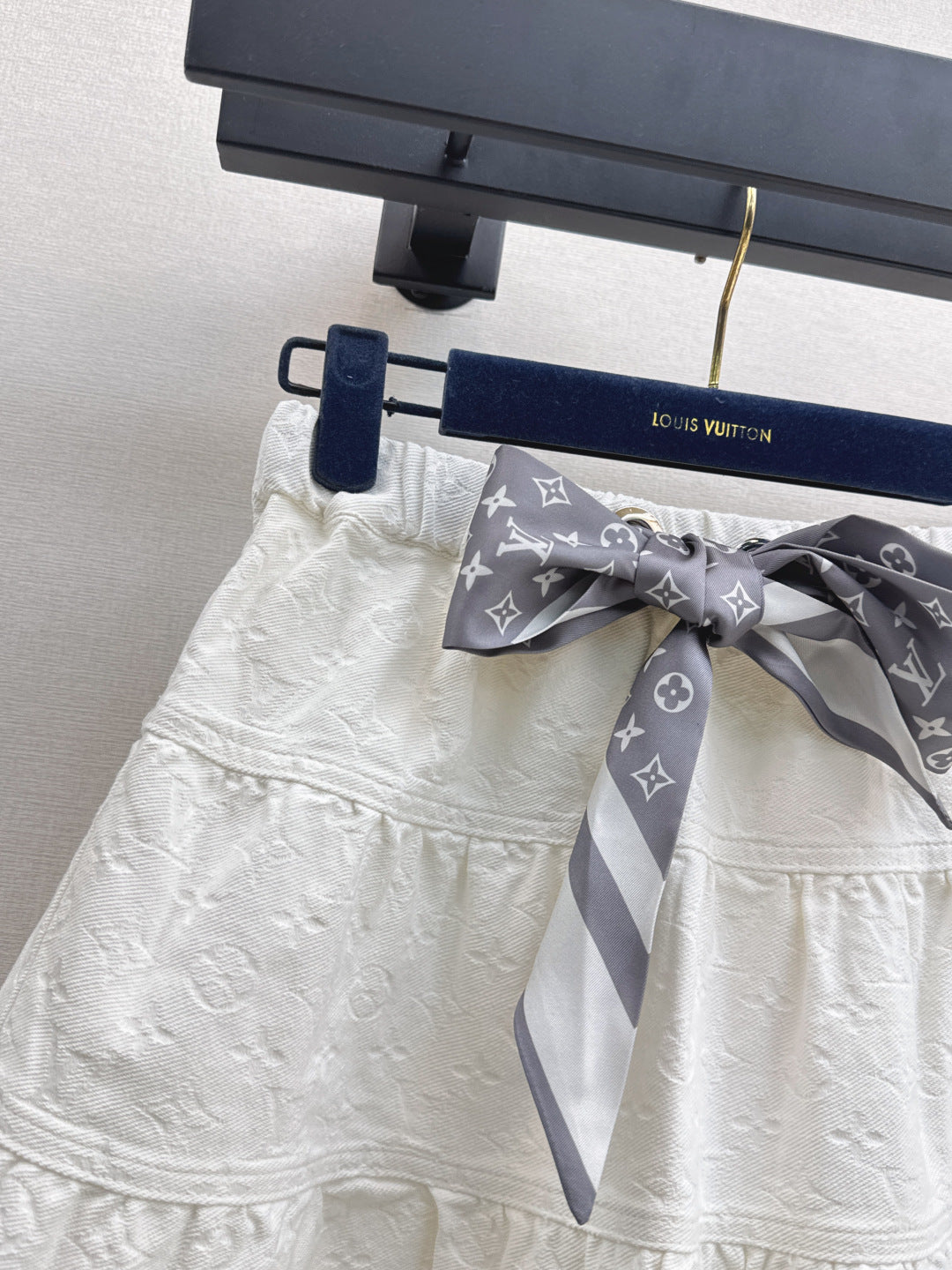 Louis 25fw scarf skirt
