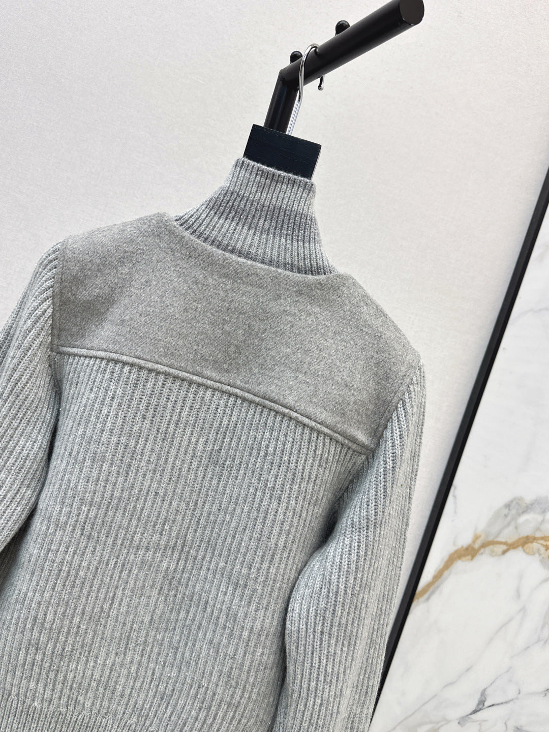 Loro 25fw cashmere jacket
