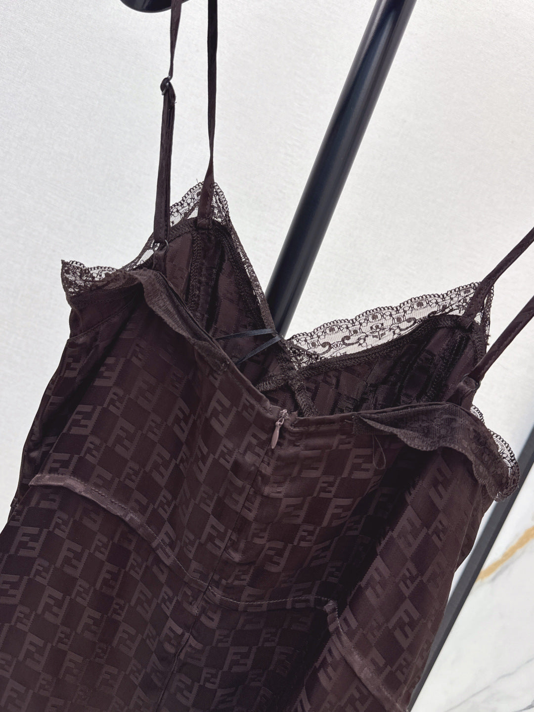 Fen 25ss lace camisole