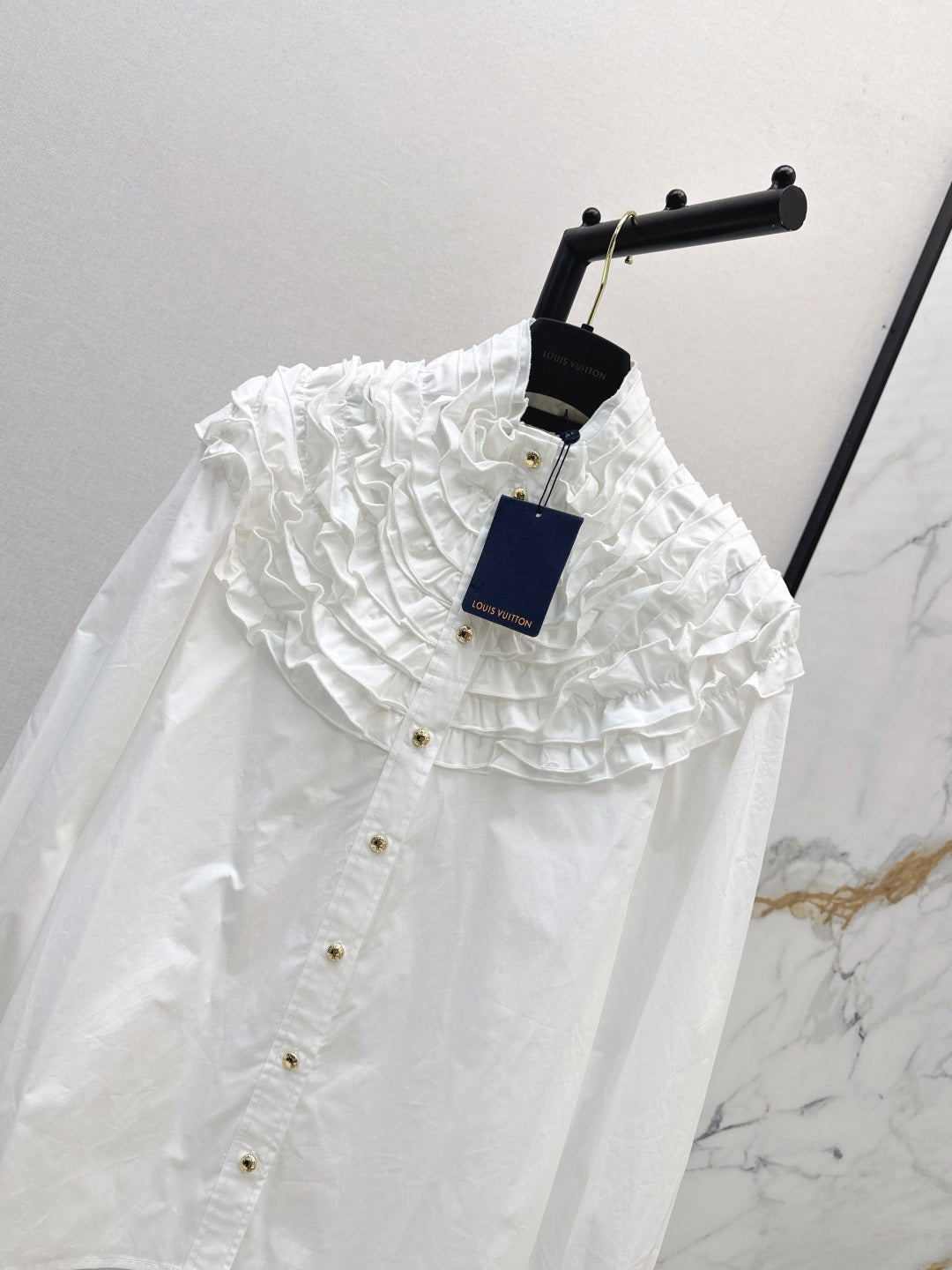 Louis 25fw ruffle shirt
