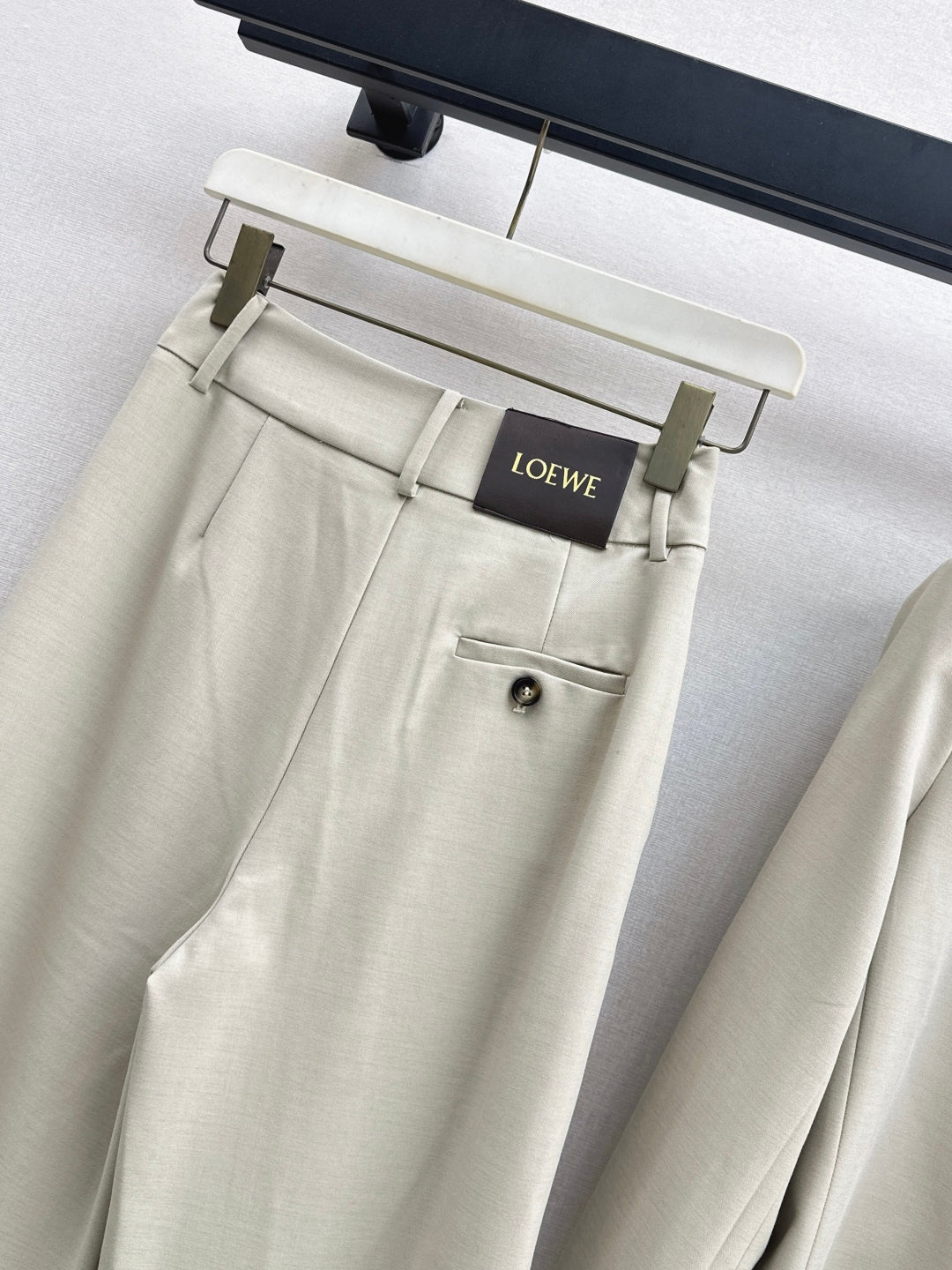 Loe 25fw pants