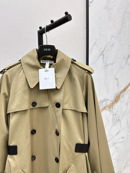 CD 25fw trench coat