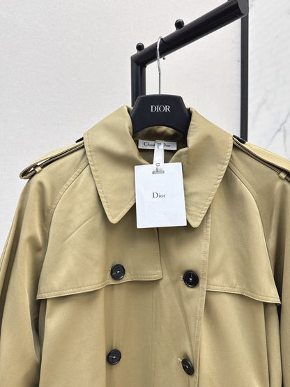 CD 25fw trench coat