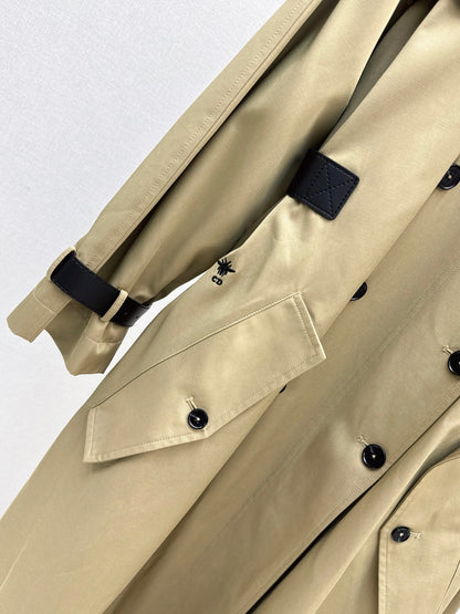 CD 25fw trench coat