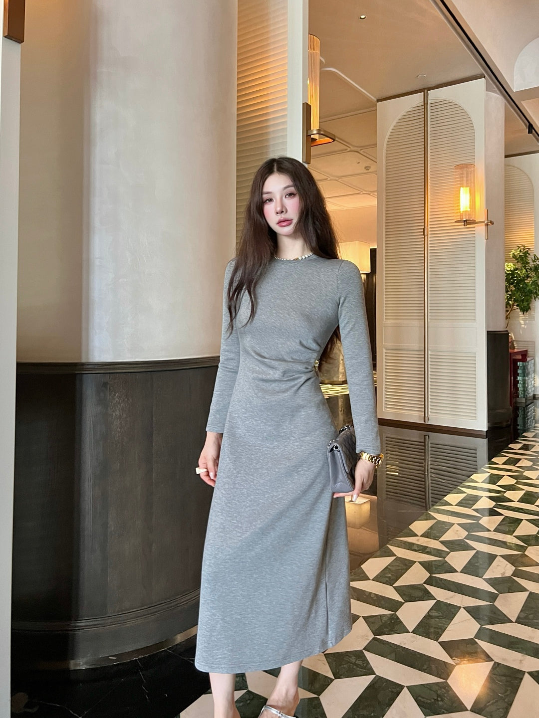 Loe 25fw pleated dress