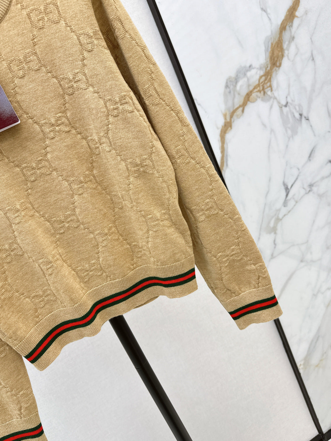 Guc 25fw jacquard sweater