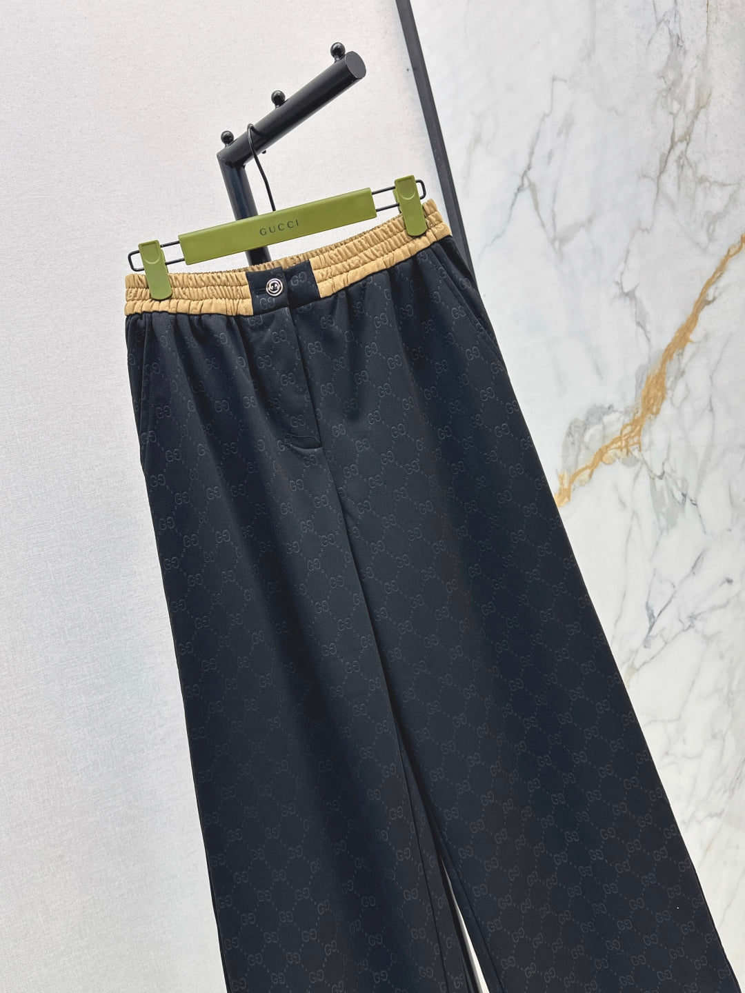 Guc 25fw jacquard pants