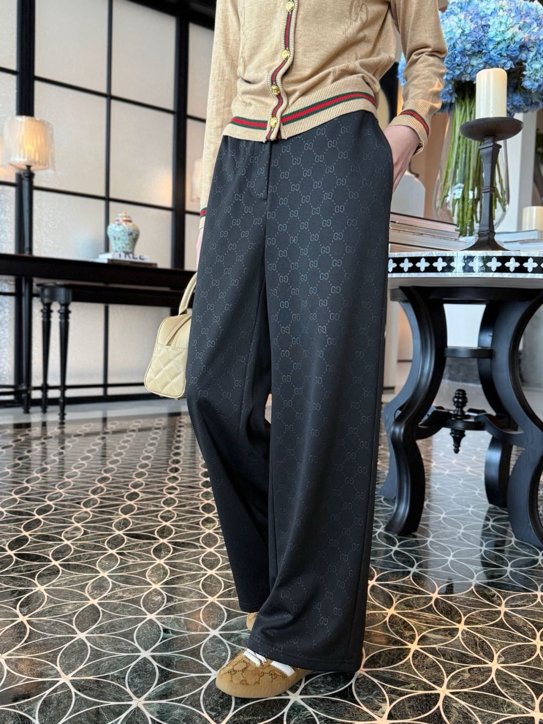 Guc 25fw jacquard pants