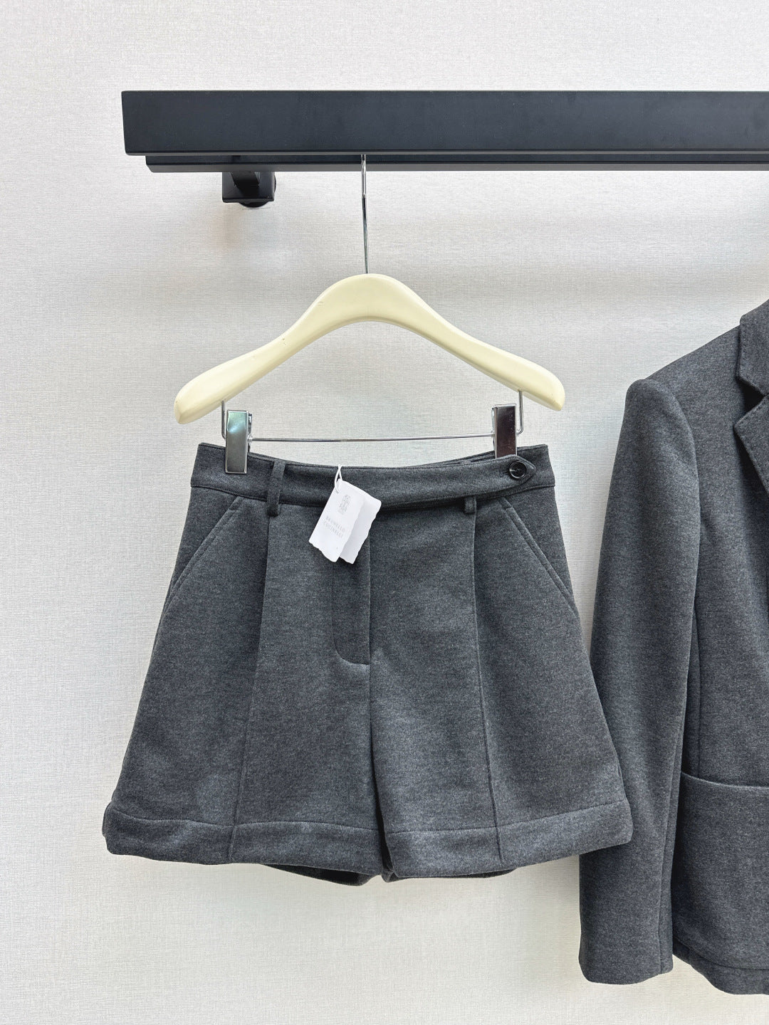 Brun 25fw short