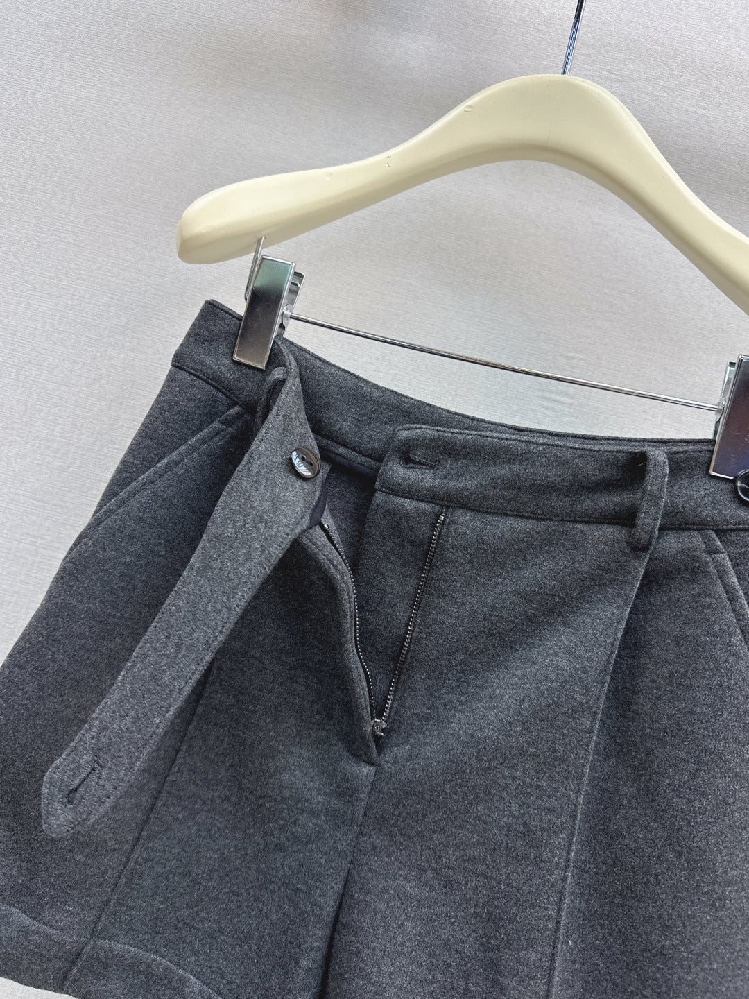 Brun 25fw short