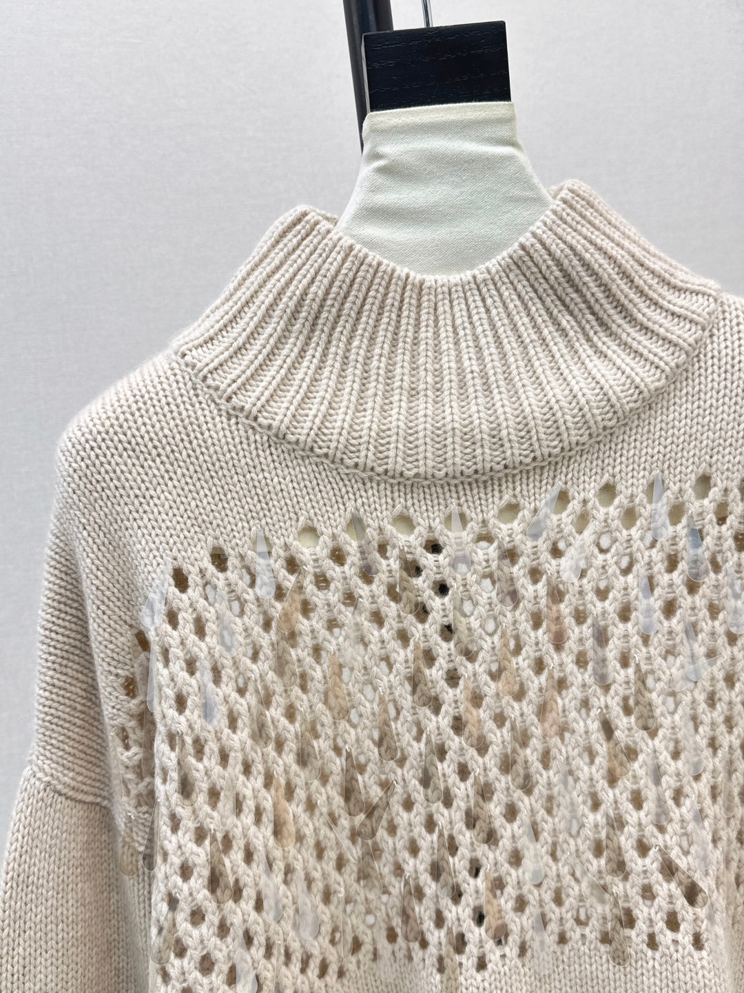 Brune 25fw cashmere sweater