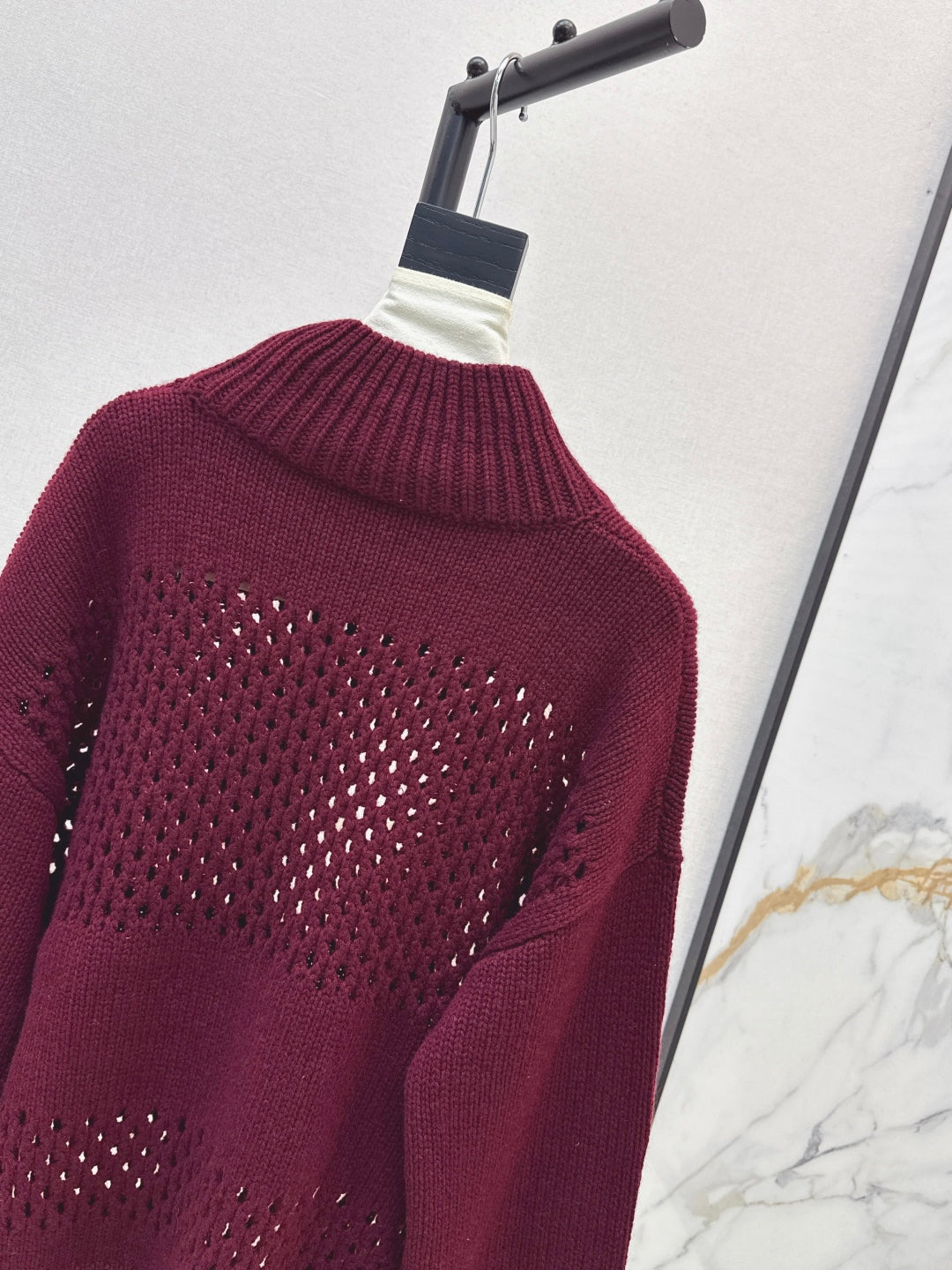 Brune 25fw cashmere sweater