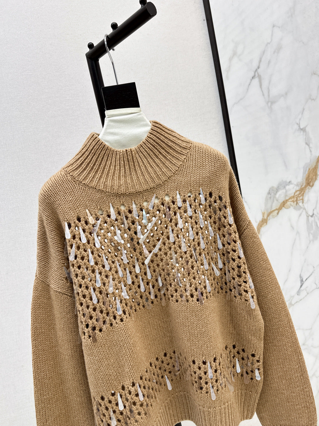 Brune 25fw cashmere sweater