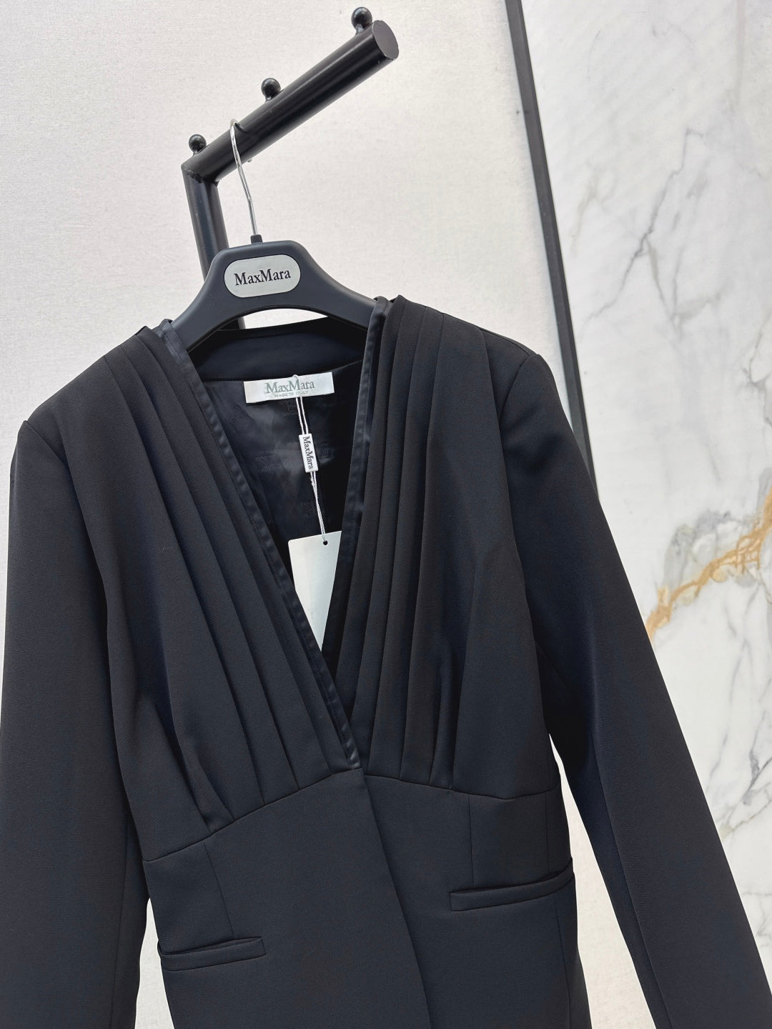 Max 25fw pleated blazer