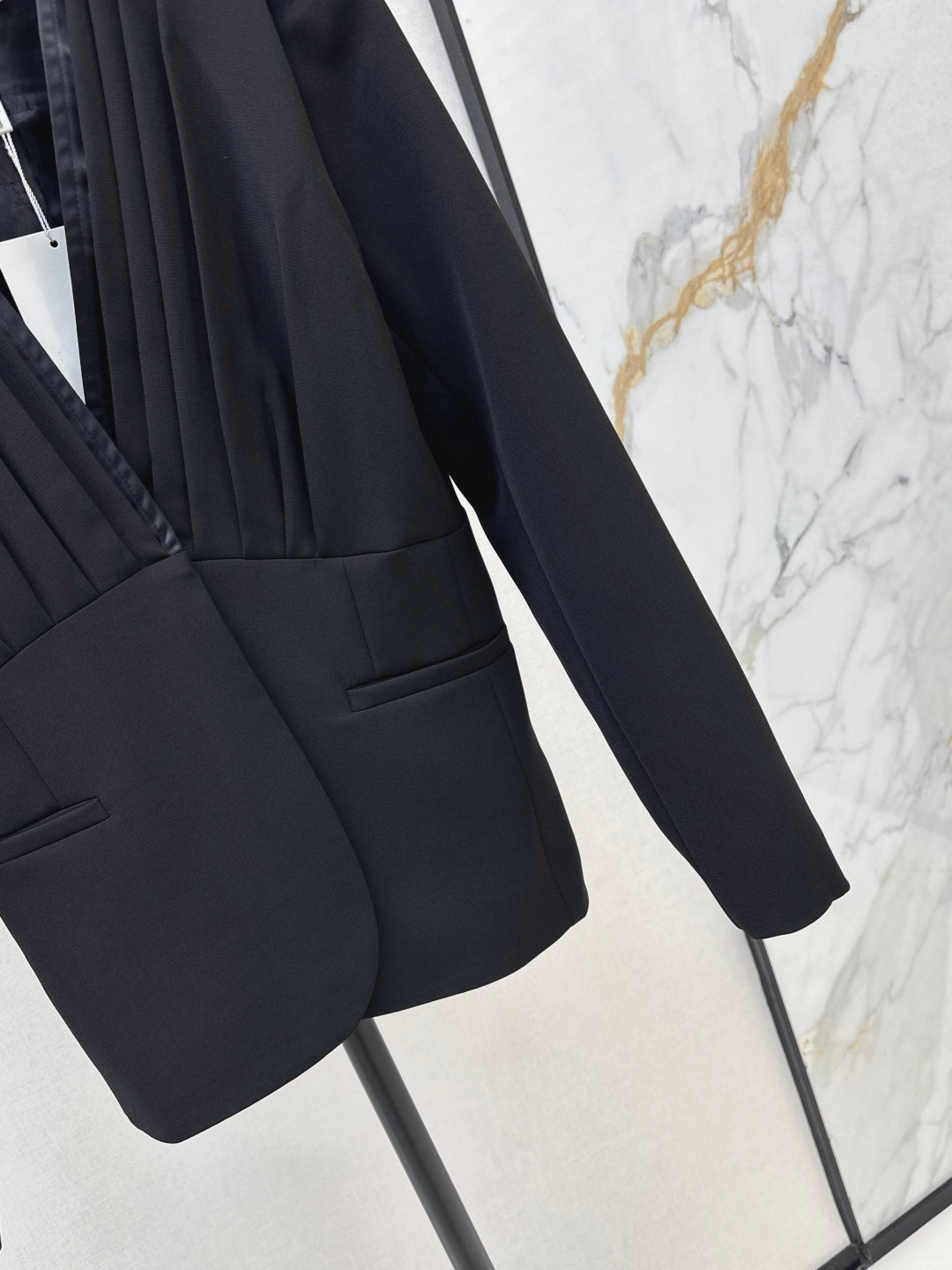 Max 25fw pleated blazer