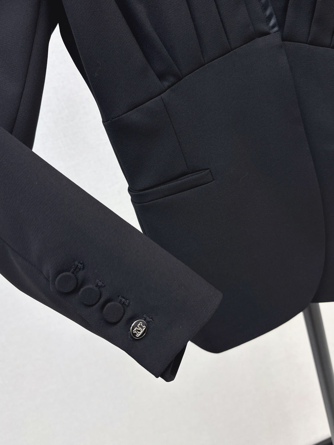 Max 25fw pleated blazer