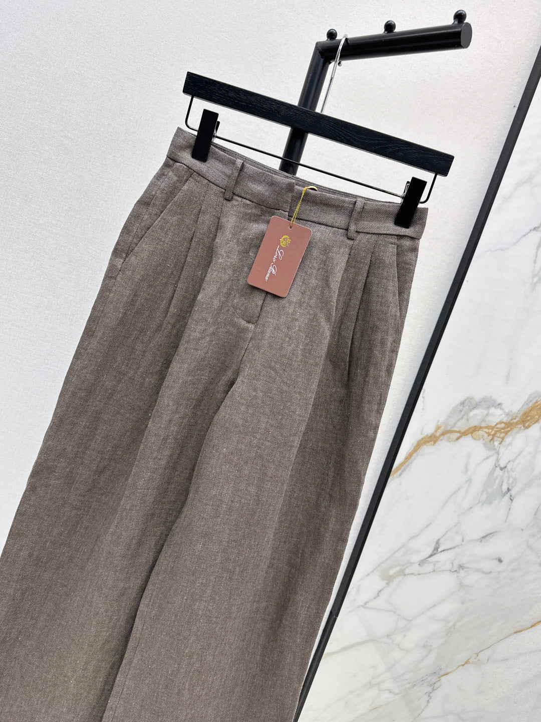Loro 25fw linen pants