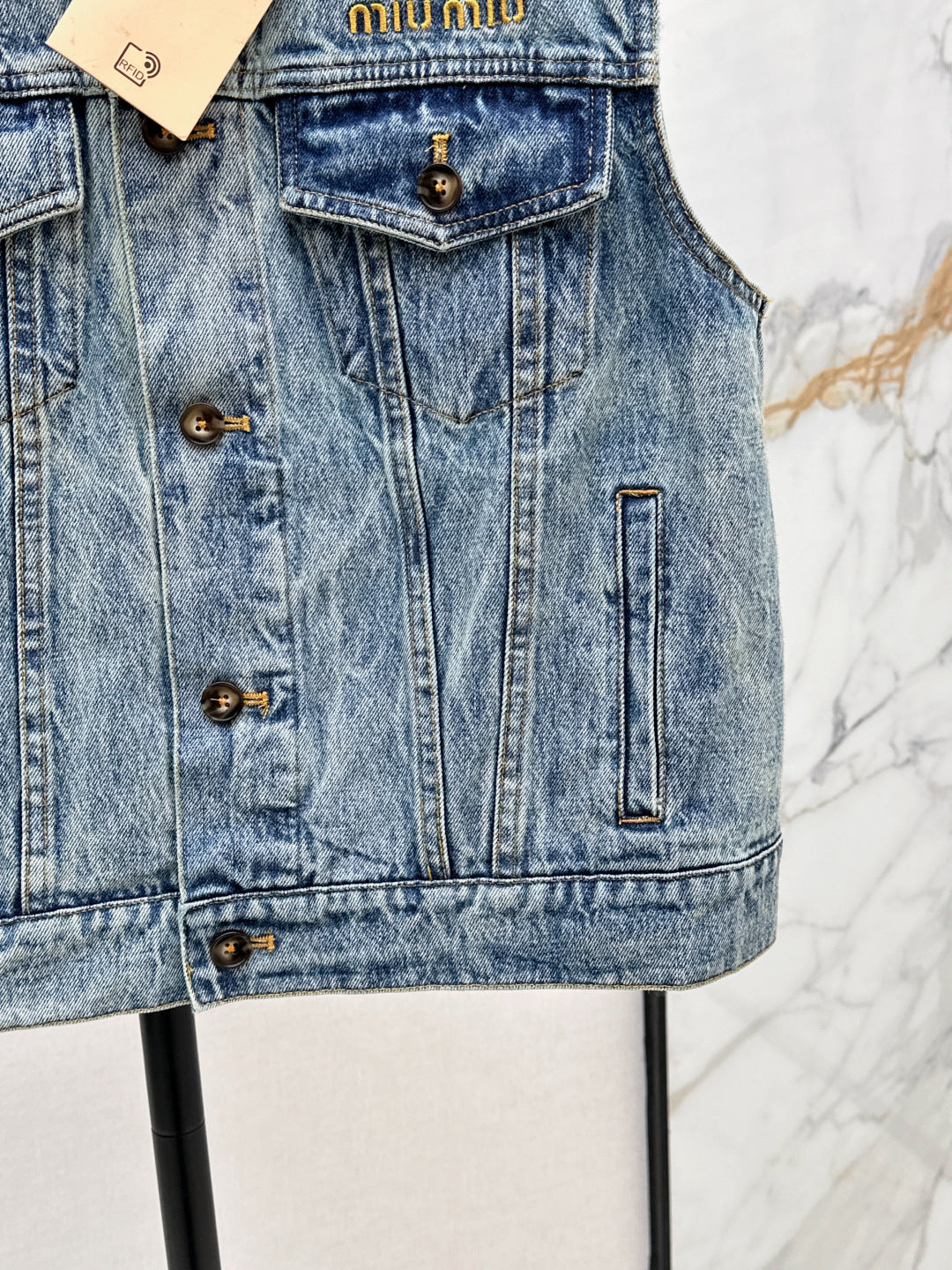 Miu 25fw denim vest
