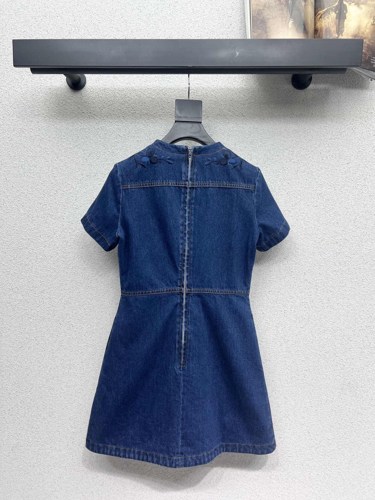 Guc 25fw embroidered dress