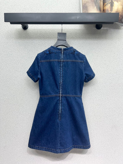 Guc 25fw embroidered dress