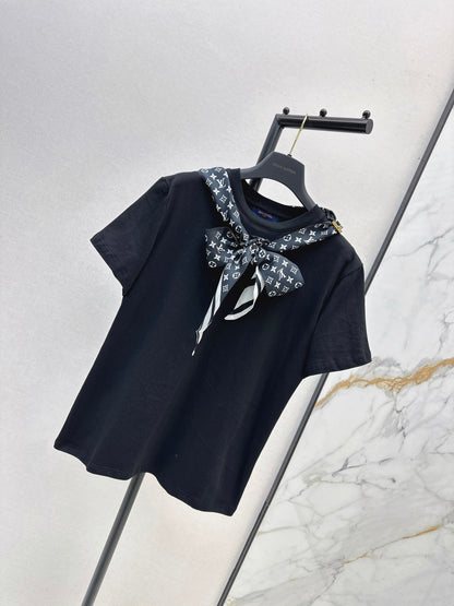 Louis 25fw scarf t-shirt
