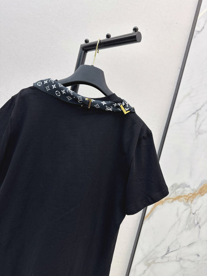Louis 25fw scarf t-shirt