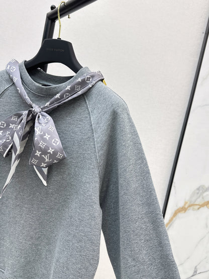Louis 25fw scarf sweatshirt