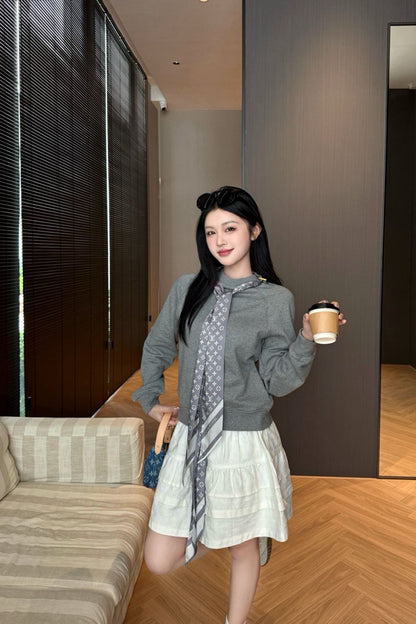 Louis 25fw scarf sweatshirt