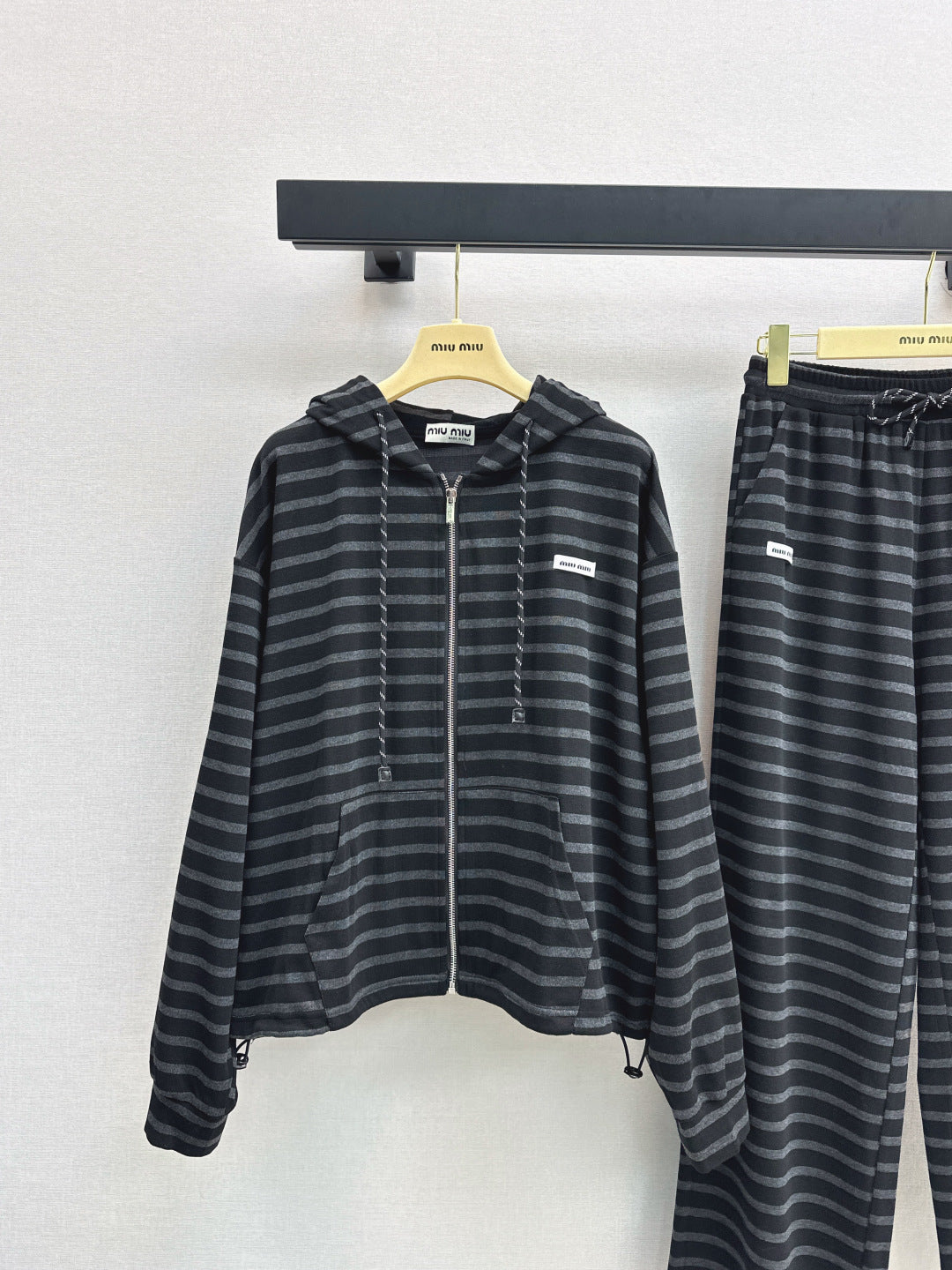 Miu 25fw tracksuit