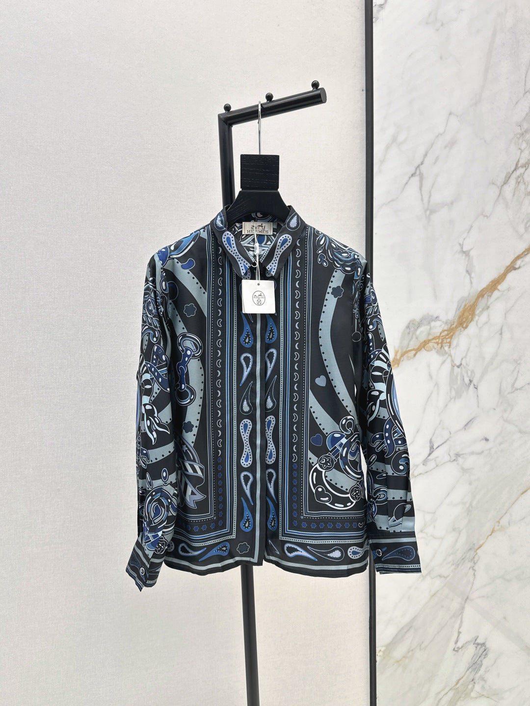 Herm 25fw silk shirt