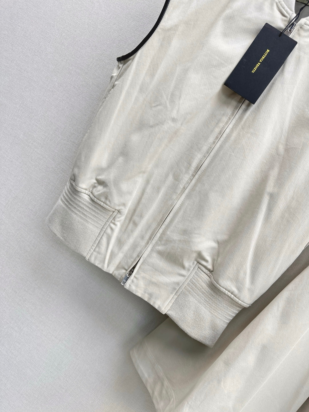Bottega 25fw vest skirt set