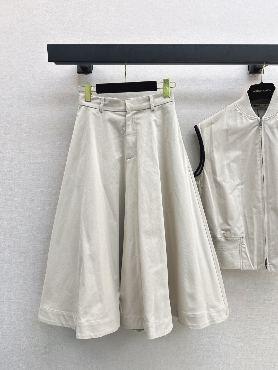 Bottega 25fw vest skirt set