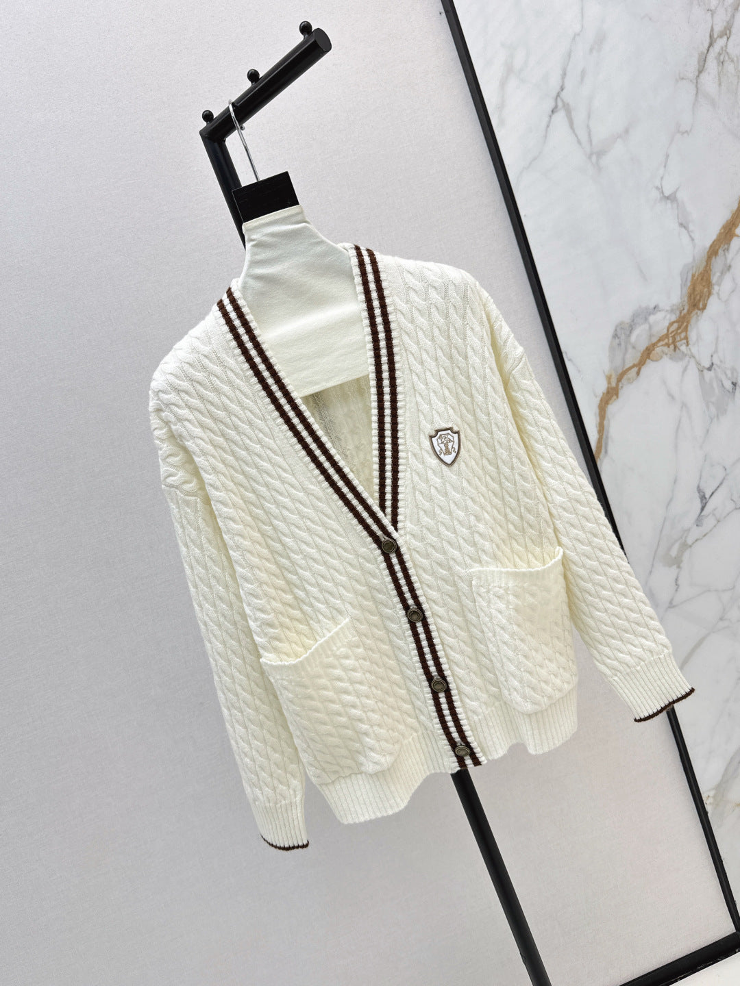 Brune 25fw cashmere cardigan