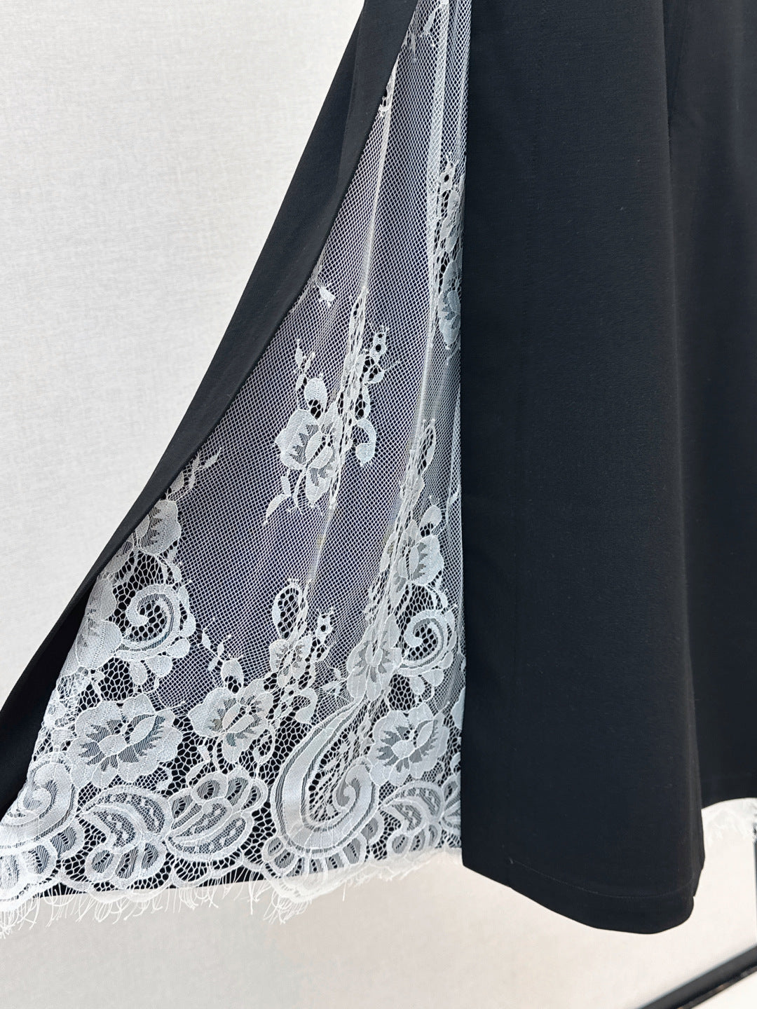 CD 25fw lace skirt