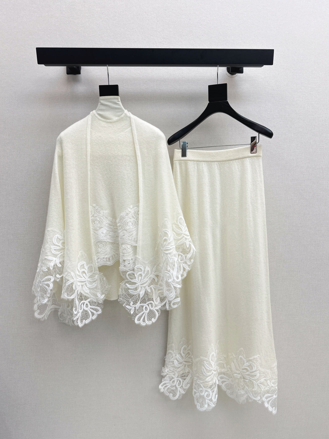 Es 25fw lace suit