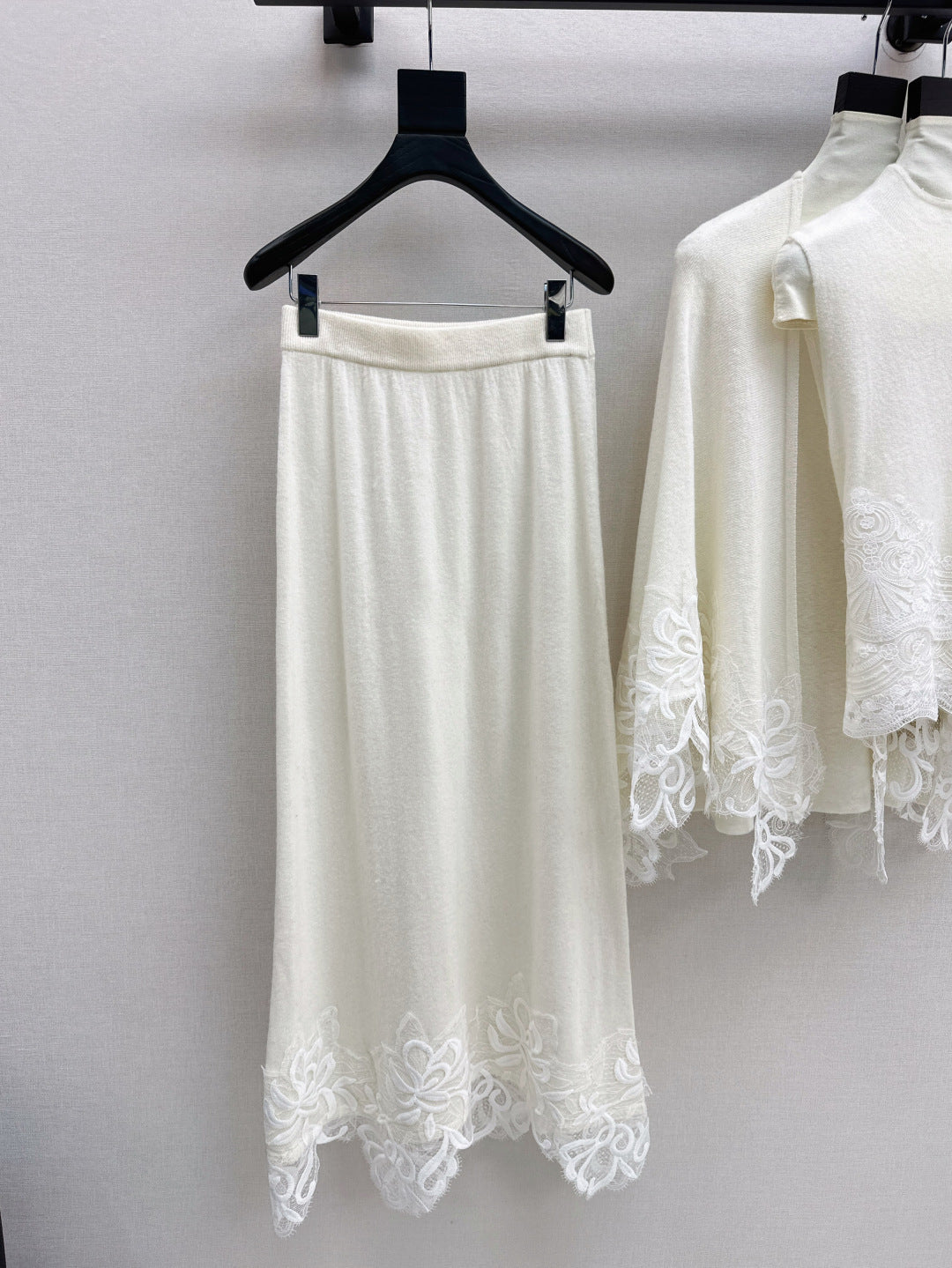 Es 25fw lace suit