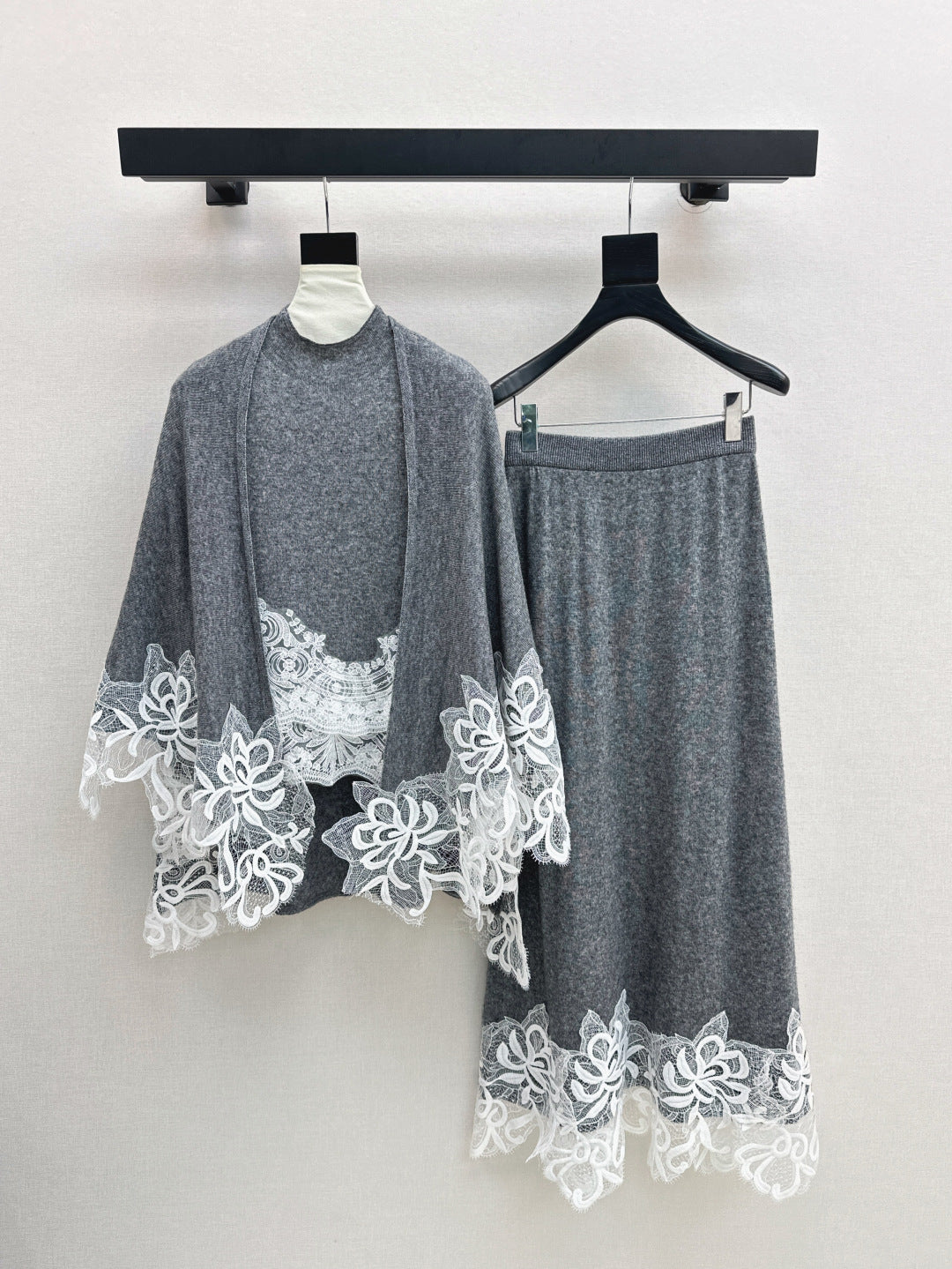 Es 25fw lace suit