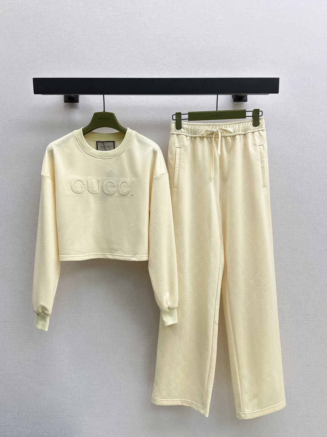 Guc 25fw jacquard tracksuit