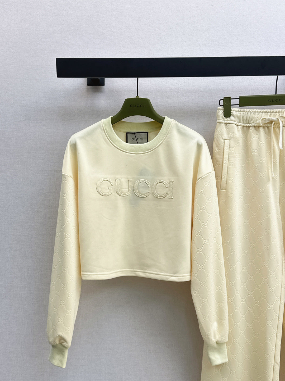 Guc 25fw jacquard tracksuit