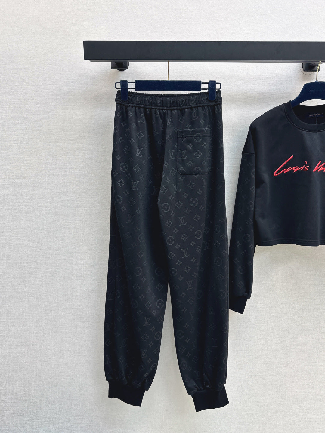 Louis 25fw tracksuit