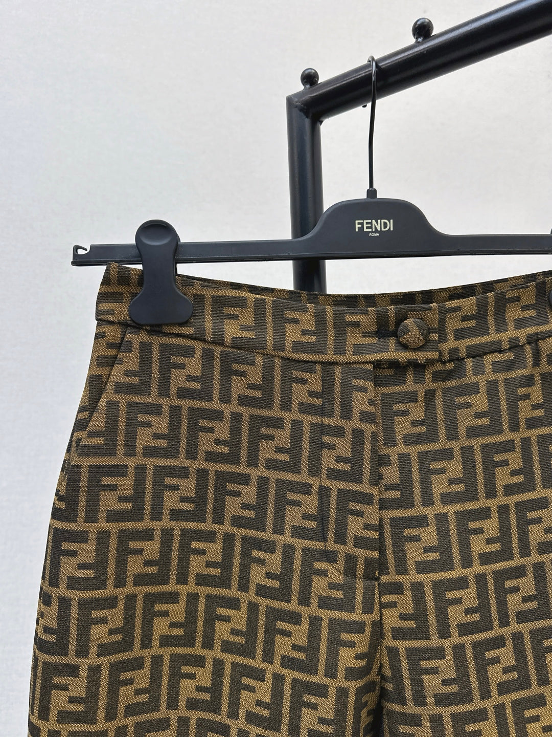 Fend 25fw jacquard pants